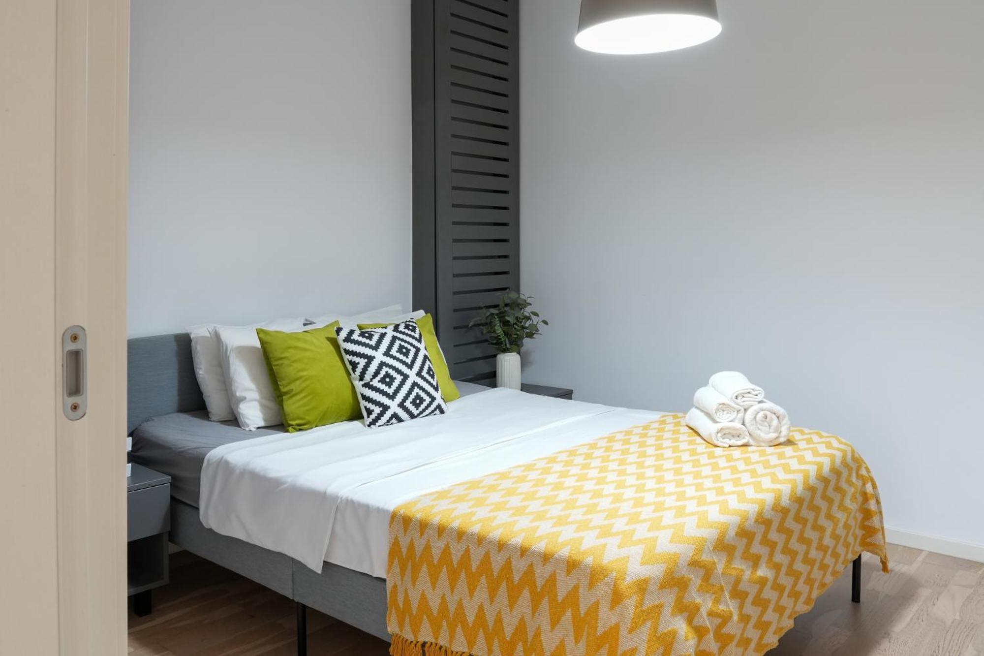 Sara - Stylish Apt With Balcony Near Piata Obor Bukarest Exterior foto