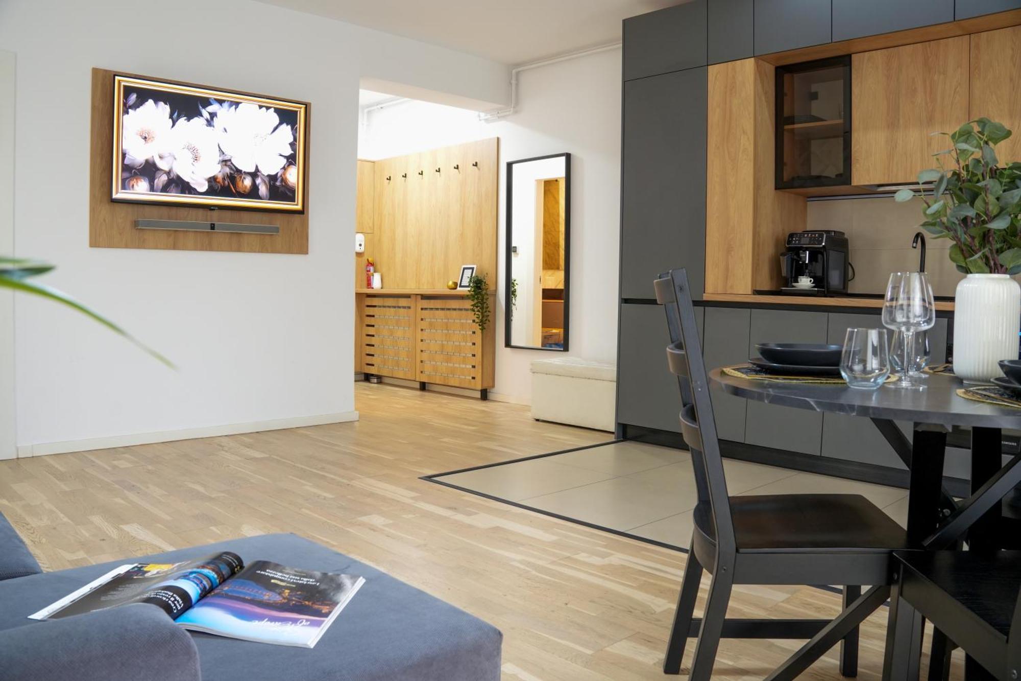 Sara - Stylish Apt With Balcony Near Piata Obor Bukarest Exterior foto