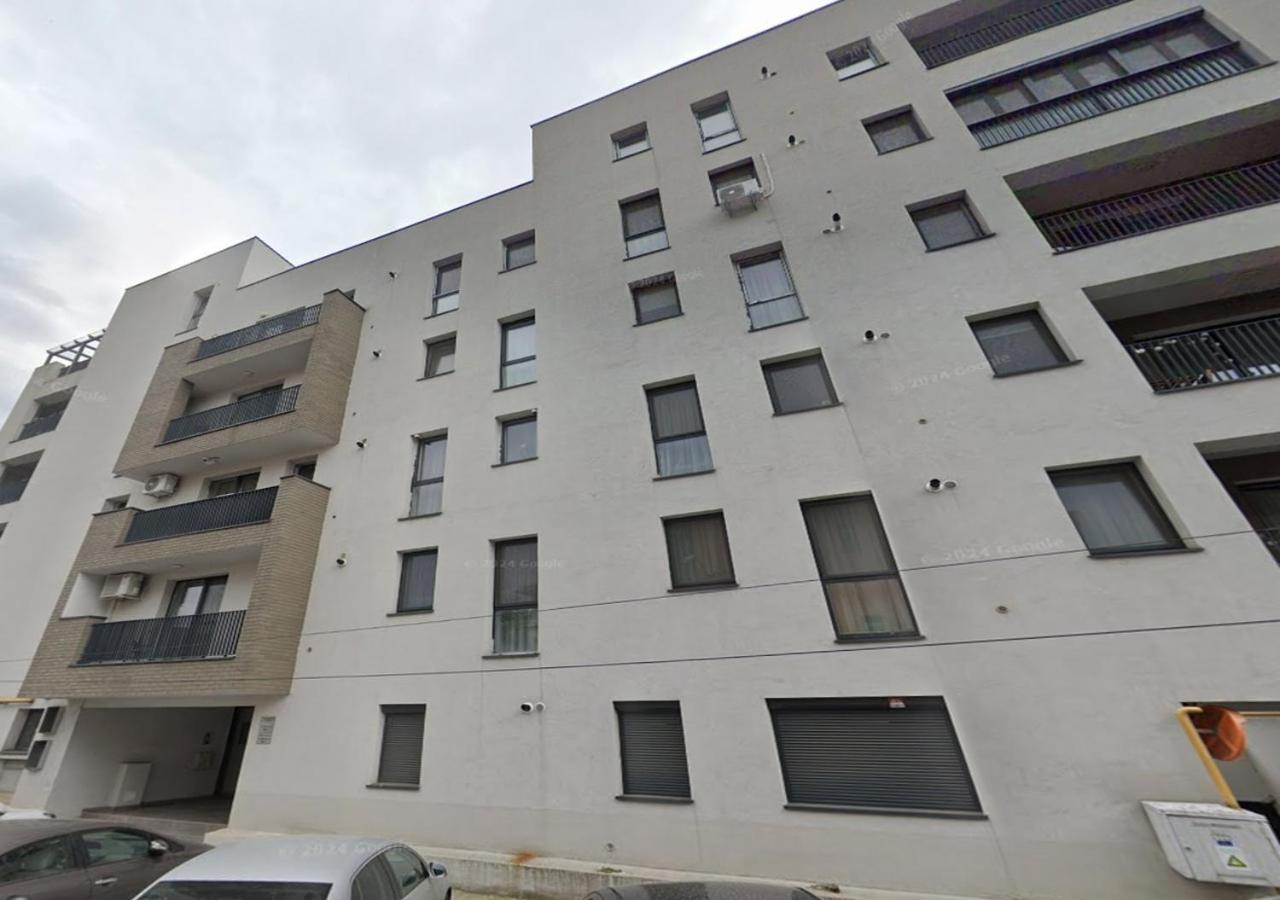 Sara - Stylish Apt With Balcony Near Piata Obor Bukarest Exterior foto